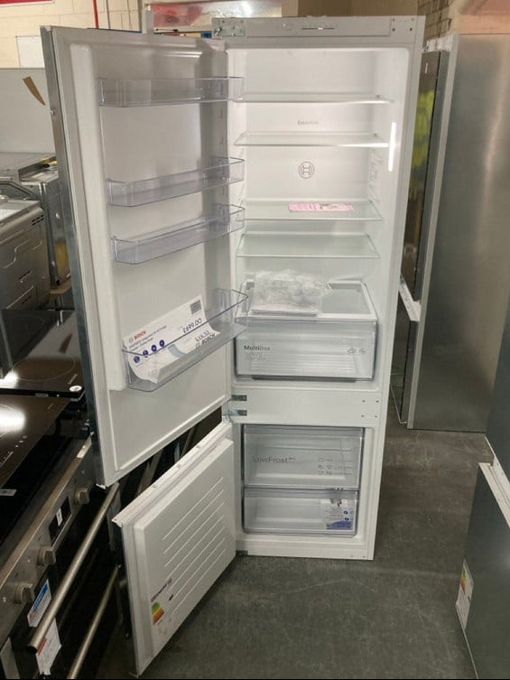BOSCH Series 2 KIV87NSE0G Integrated 70/30 Fridge Freezer - Sliding Hinge