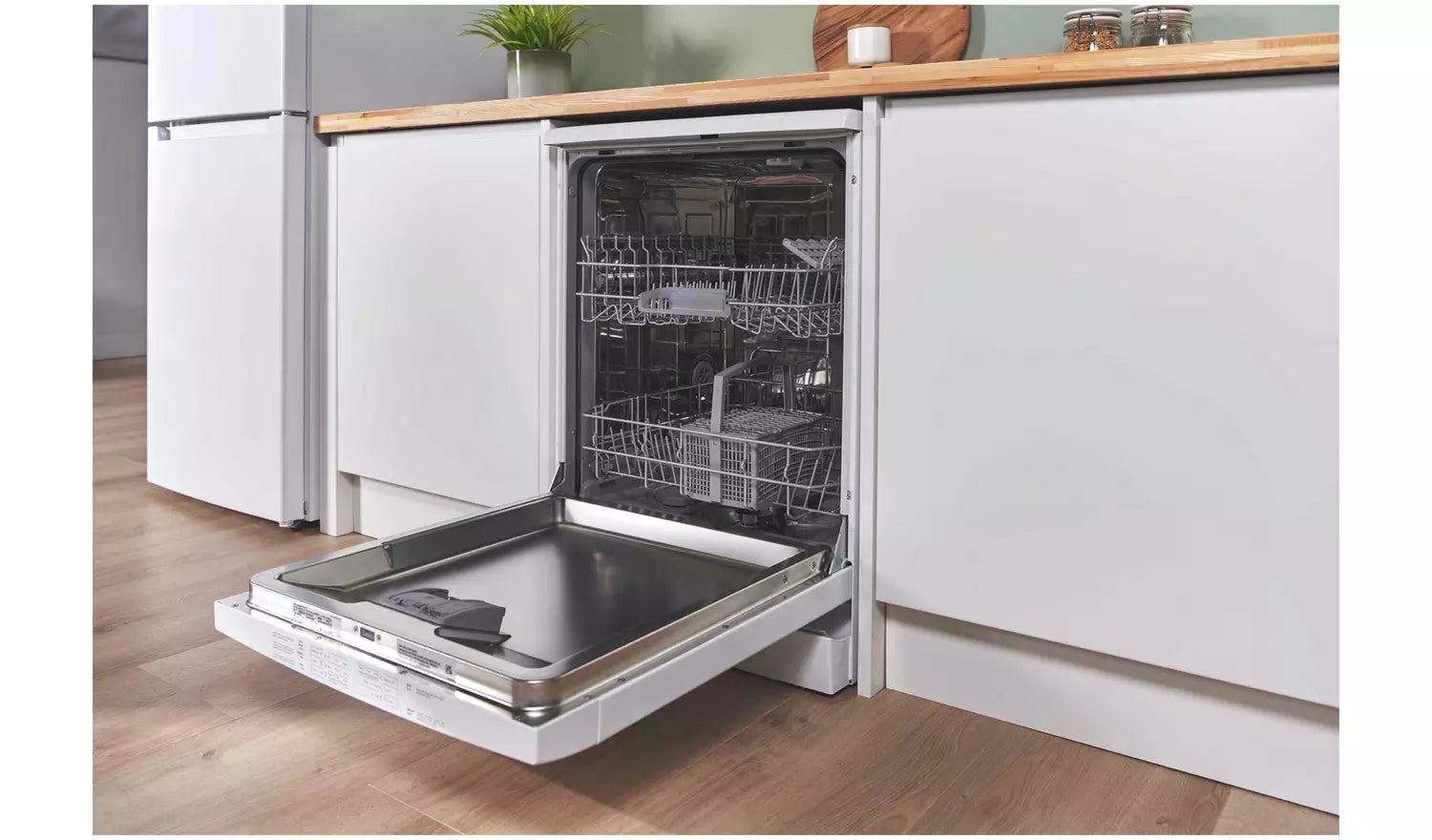 Bosch SMS26AW08G Full Size Dishwasher - White
